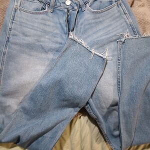 Hollister Denim Frayed Cropped Jeans